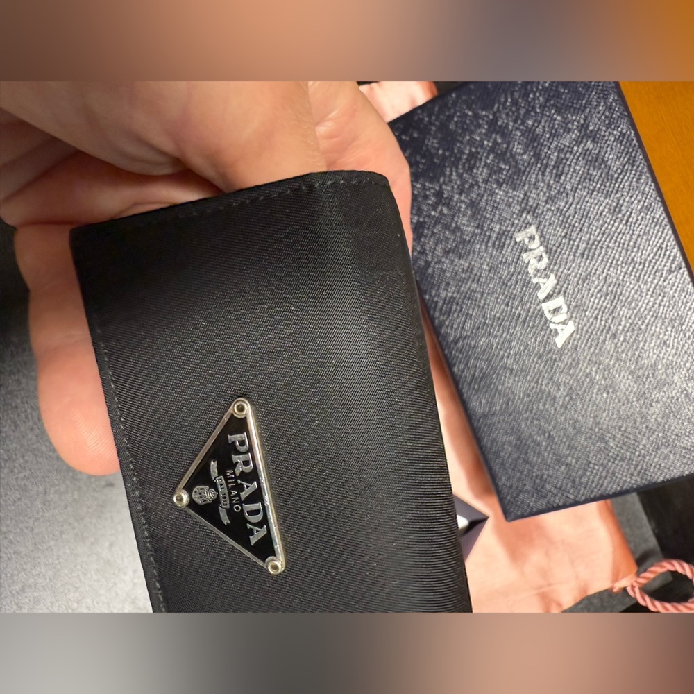 /traded/Prada Tessuto Key Holder - Picture 11 of 13